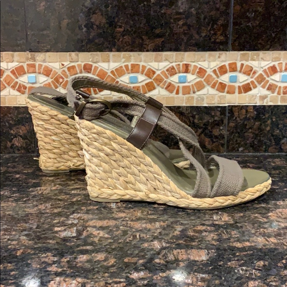 Banana Republic Espadrilles Wedge Sandal